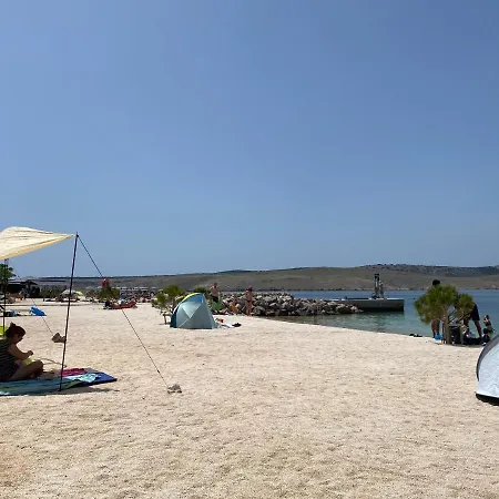 Sea View Apartment, 4 Min. By Foot To Main Daire
