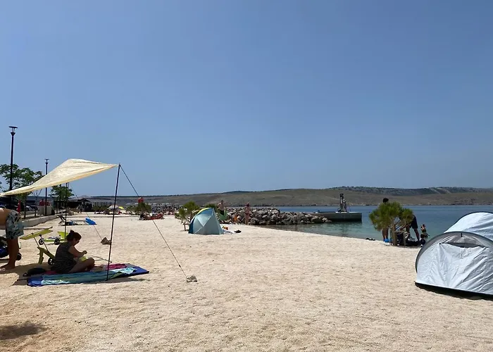 Sea View Apartment, 4 Min. By Foot To Main Apartman