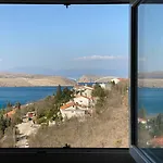 شقة Sea View Apartment, 4 Min. By Foot To Main