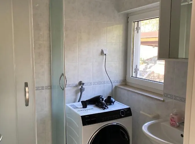 Sea View Apartment, 4 Min. By Foot To Main Jadranovo